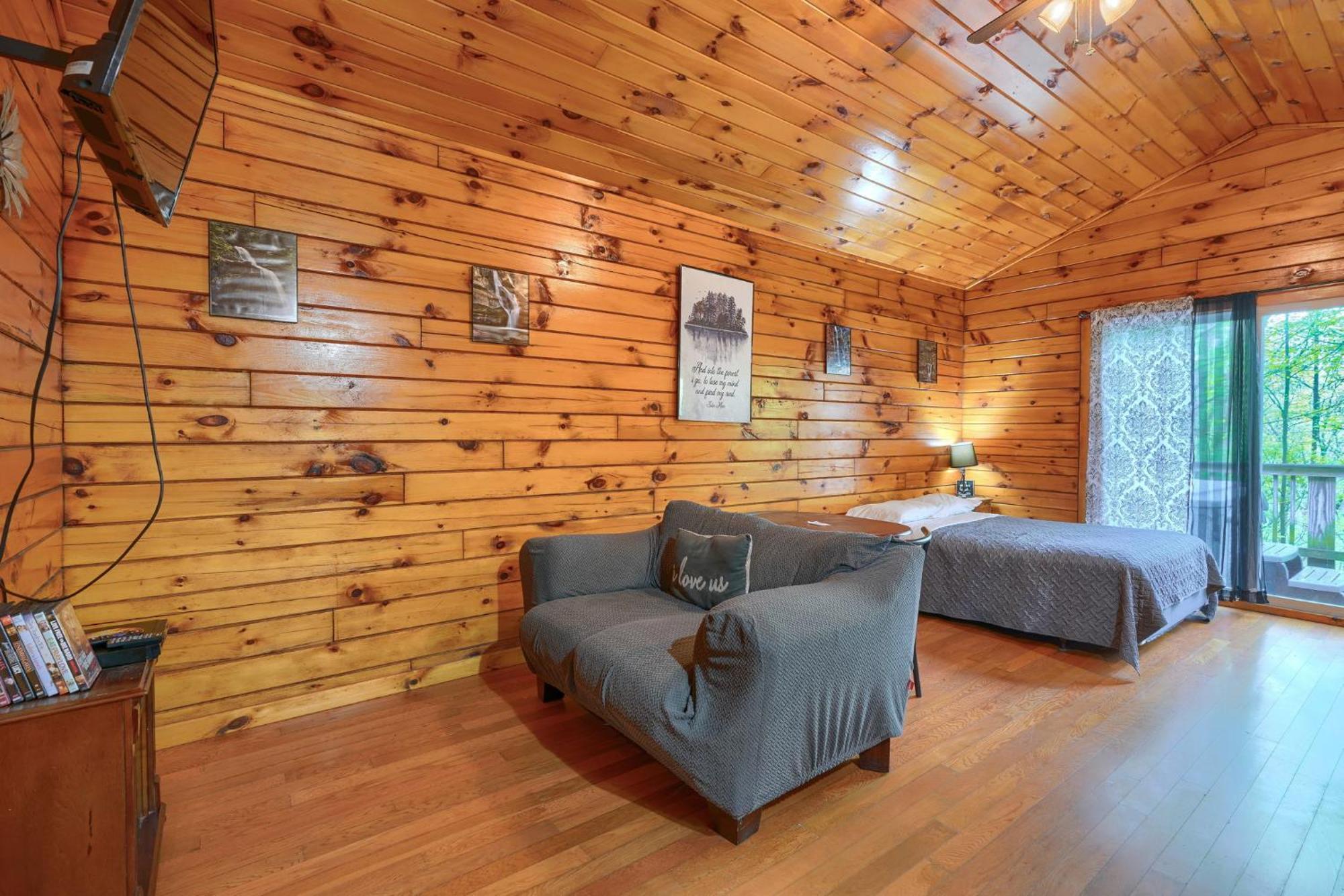 Blue Rose Cabins - Wildwoods Cabin Logan Εξωτερικό φωτογραφία
